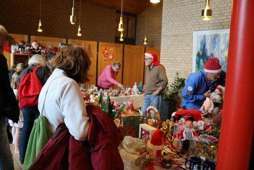Juleloppemarked i kirkens centerrum